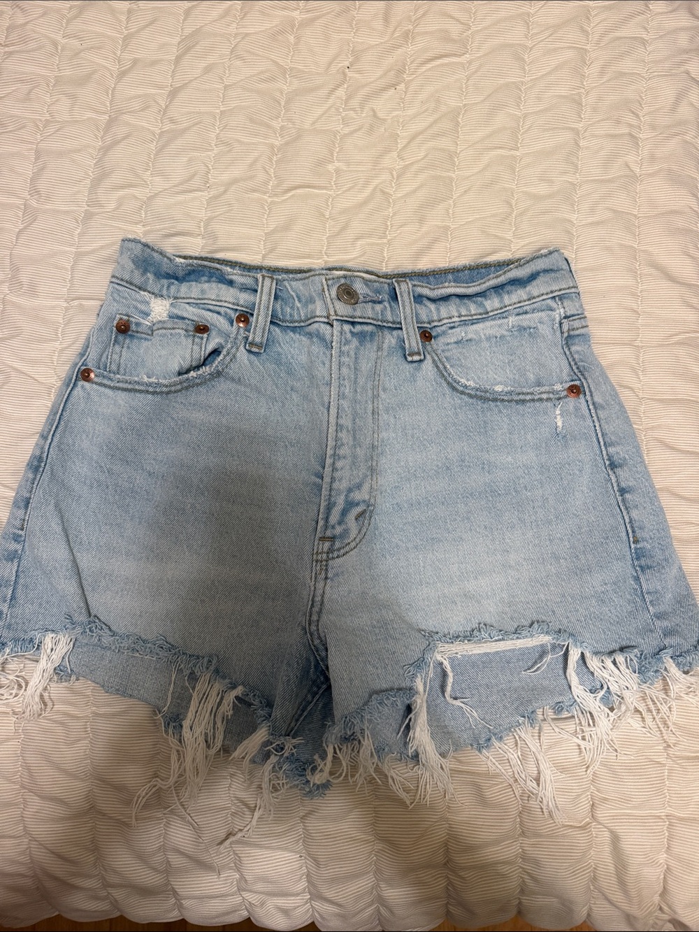 Abercrombie & Fitch Light Wash Frayed Hem Denim Shorts